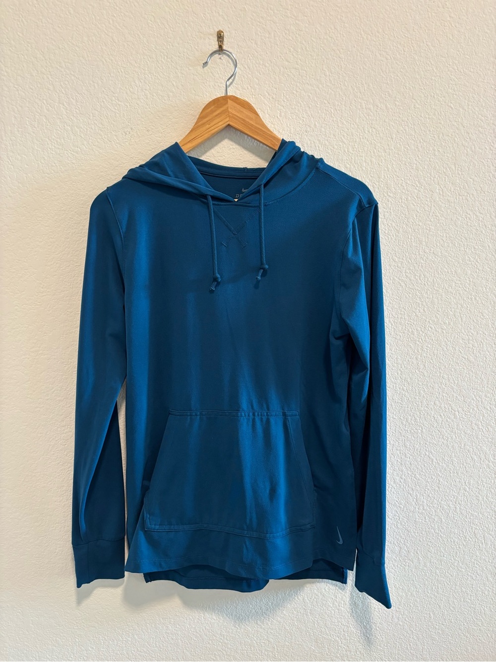 Women’s Blue Lightweight Hooded Pullover Sweatshirt Dri fit